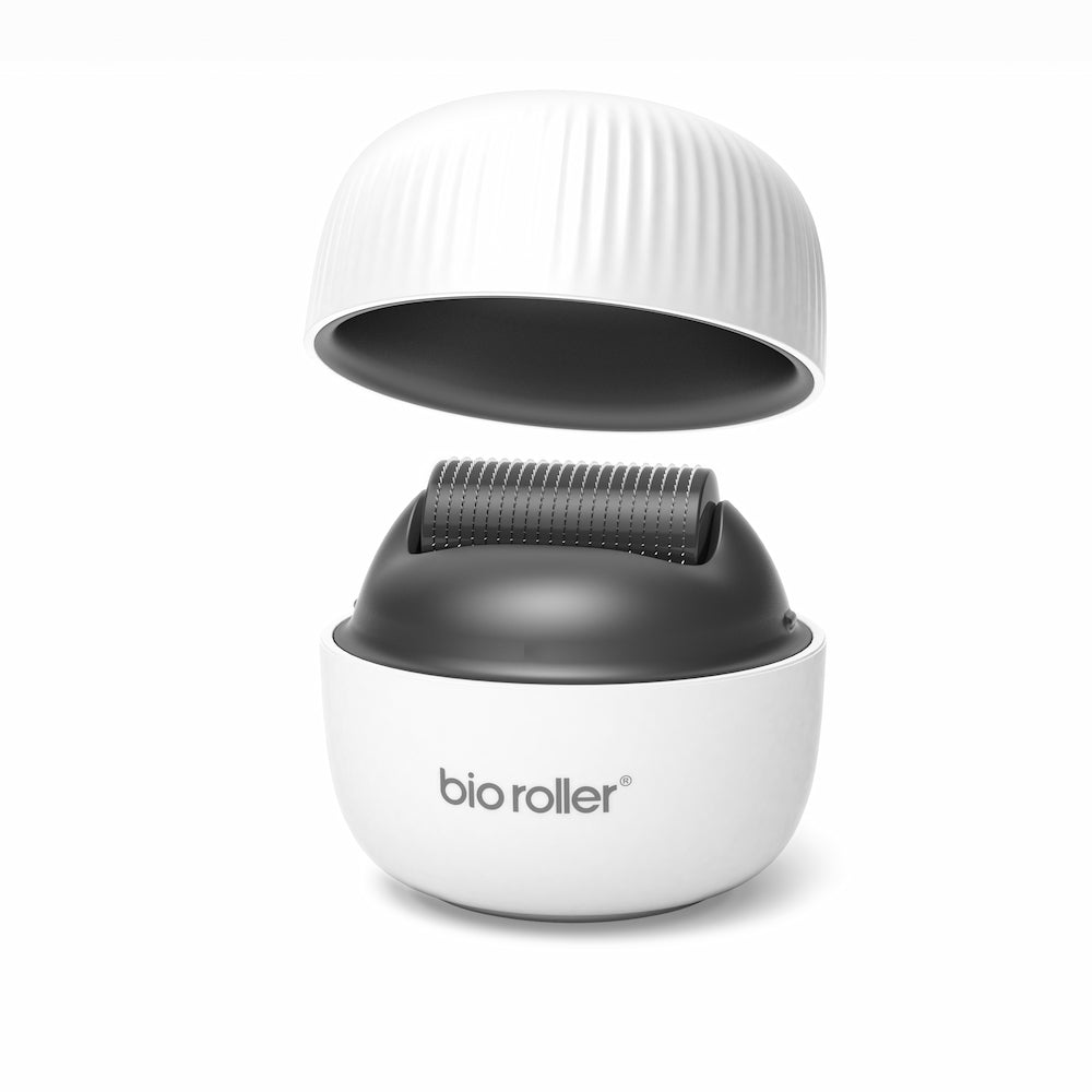 Bio Roller G4 microneedling-rolo com tampa de proteção aberta, mostrando a ponta da agulha usada para rejuvenescimento da pele e melhor absorção de produtos.