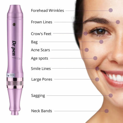 Dr. Pen M7 microneedling-caneta que mostra áreas faciais comuns para tratamento, incluindo rugas na testa, linhas entre as sobrancelhas, pés de galinha, bolsas sob os olhos, cicatrizes de acne, manchas de pigmentação, linhas nasolabiais, poros grandes, flacidez da pele e linhas no pescoço.